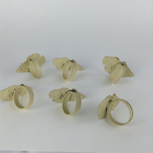 Set of Six Metal Grape Cluster Napkin Rings Purple Grapes Green Leaves - Picture 3 of 8